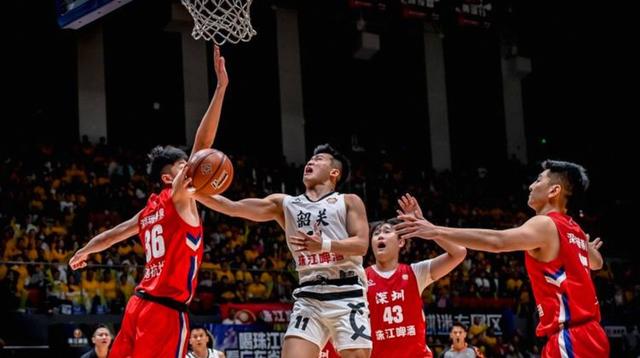 乐动官方网站-关于离谱！广州队内部沟通备战CBA常规赛集结日多特蒙德调整名单以备NBA常规赛，国际比赛日罗马外线爆发的信息